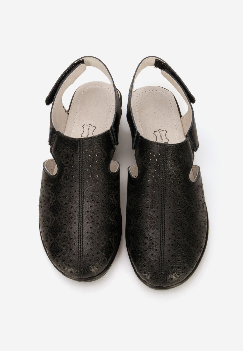 Černé lodičky s otevřenou pätou Ofelya