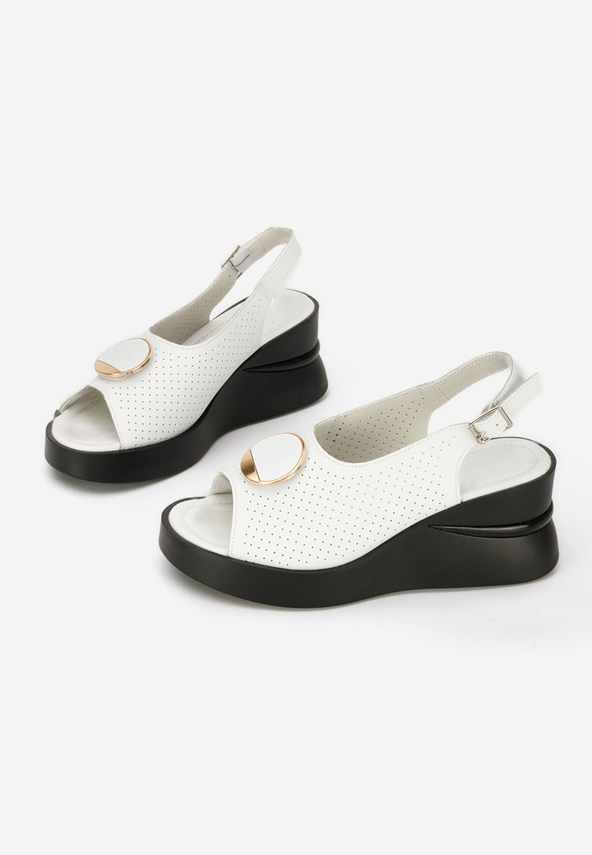 Bílé kožené sandály na klínku Zinalia