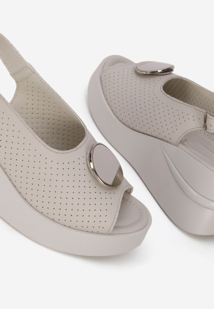 Šedé kožené sandály na klínku Zinalia