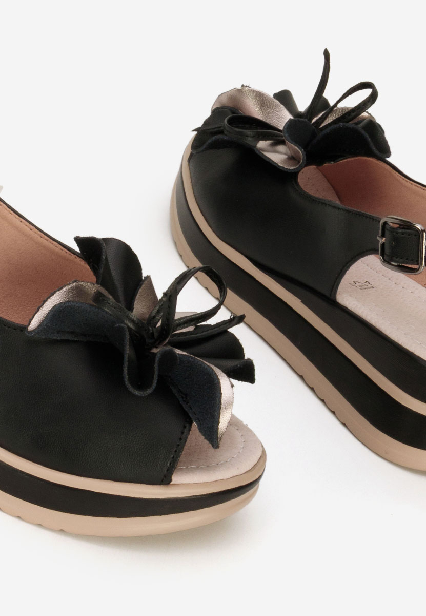 Černé kožené sandály na klínku Rafaelia