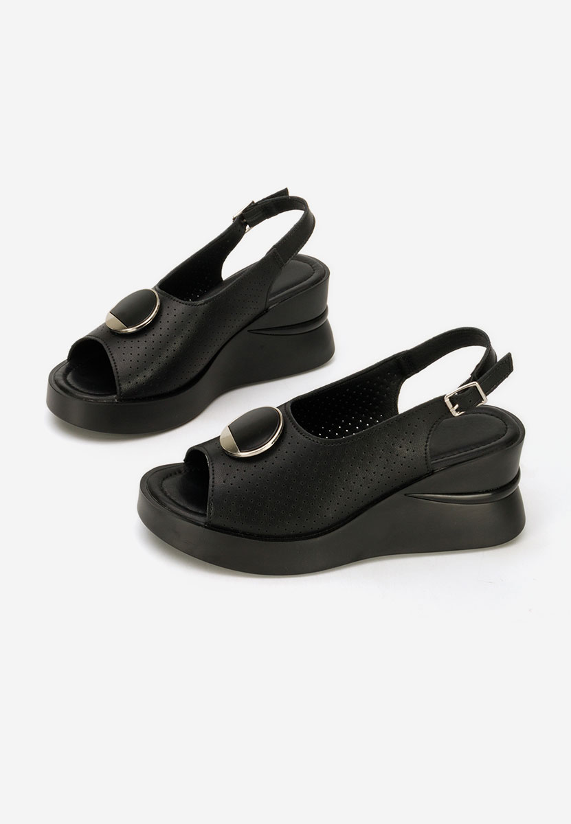 Černé kožené sandály na klínku Zinalia