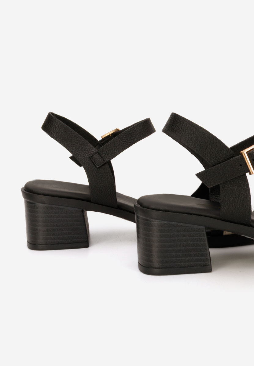 Černé sandály na podpatku Iustinia