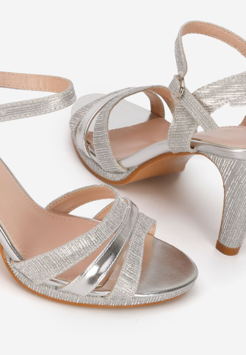 Stribrné elegantní dámské sandály Raniya