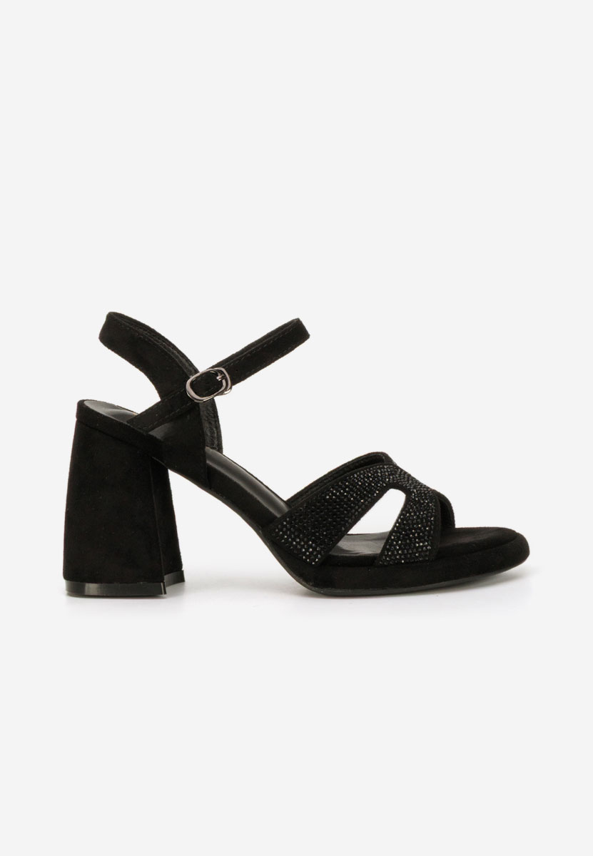 Černé sandály na podpatku Madrigal