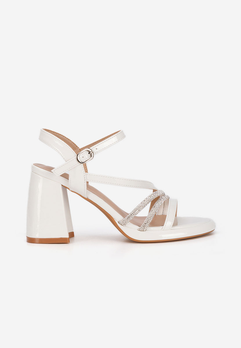 Bílé sandály na podpatku Bogdana