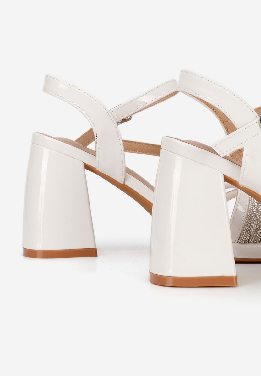 Bílé sandály na podpatku Bogdana