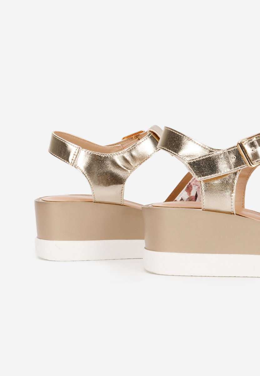 Zlaté sandály na klínku Anastasis