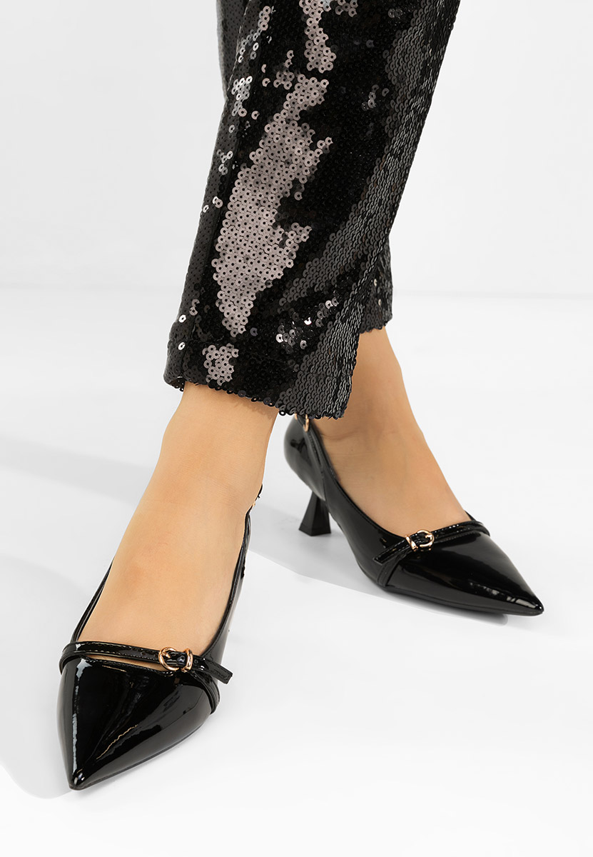 Černé lodičky do špičky Surie