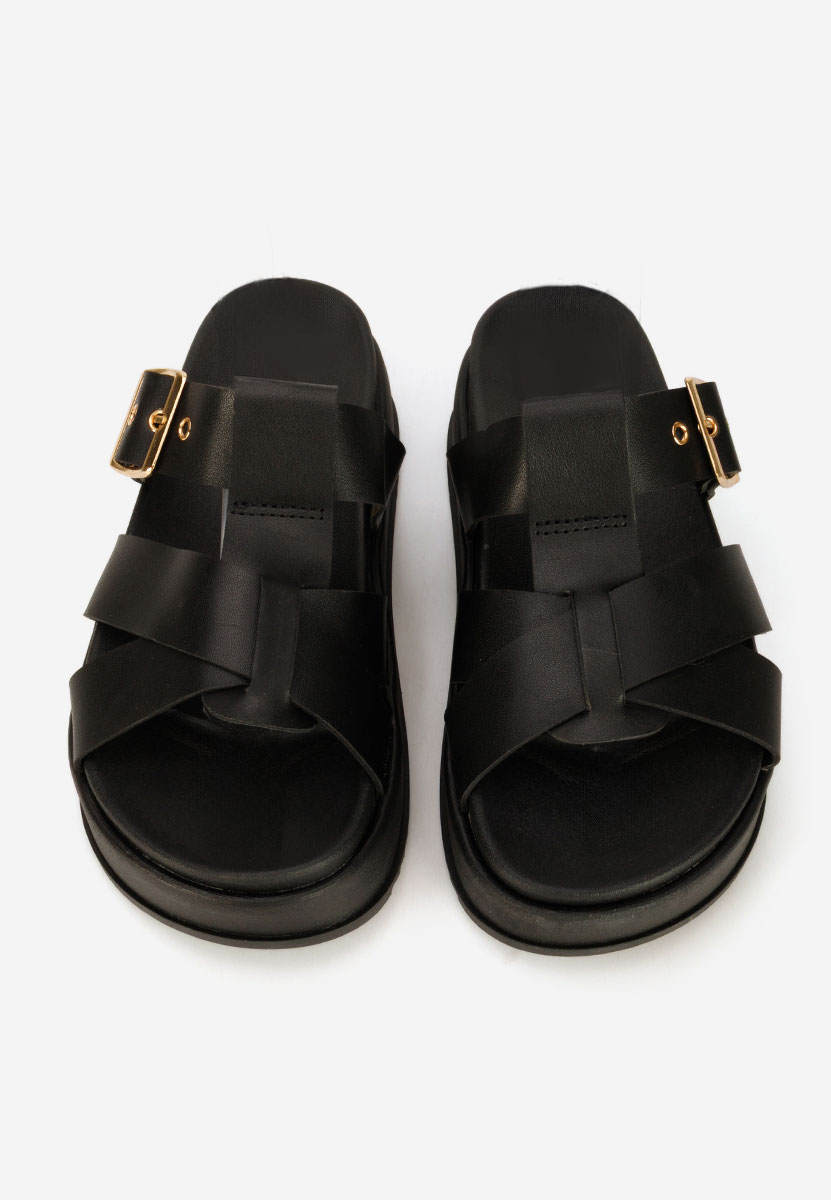 Černé pantofle na platformě Inaria