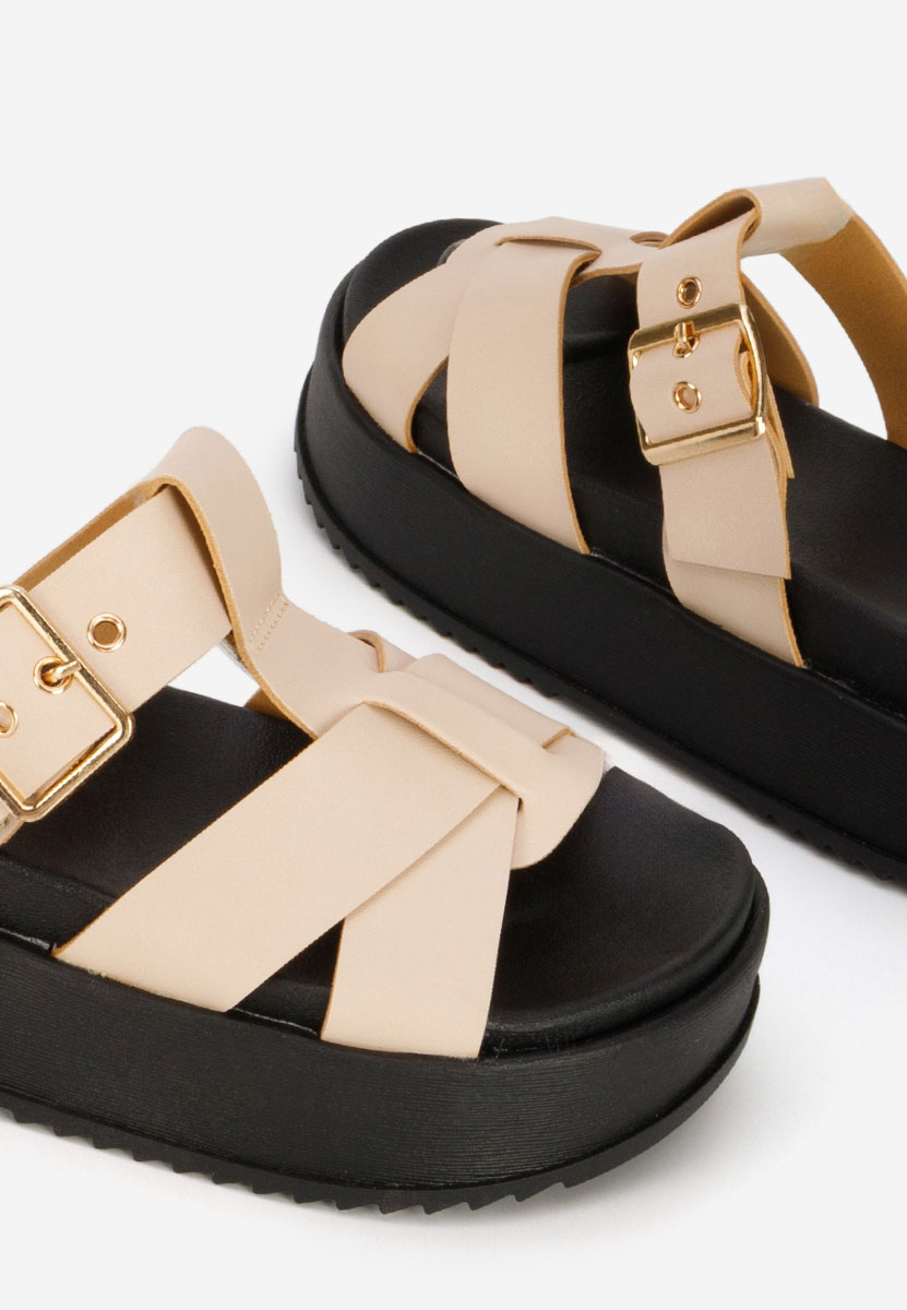 Béžové pantofle na platformě Inaria