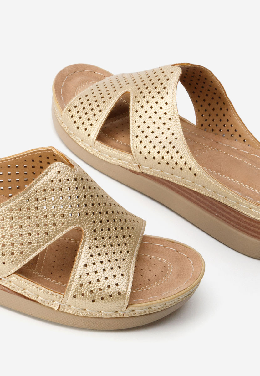 Zlaté pantofle na klínku Hermana