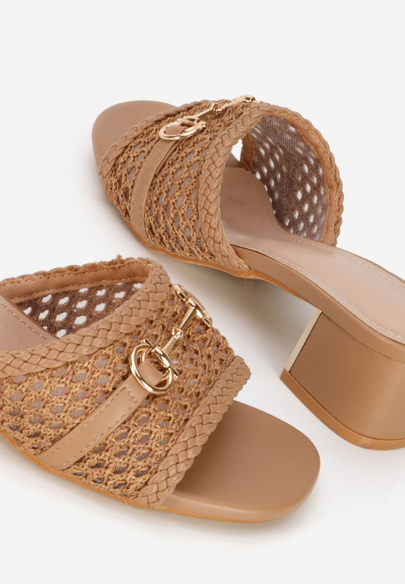 Camelové pantofle na podpatku Giustinia