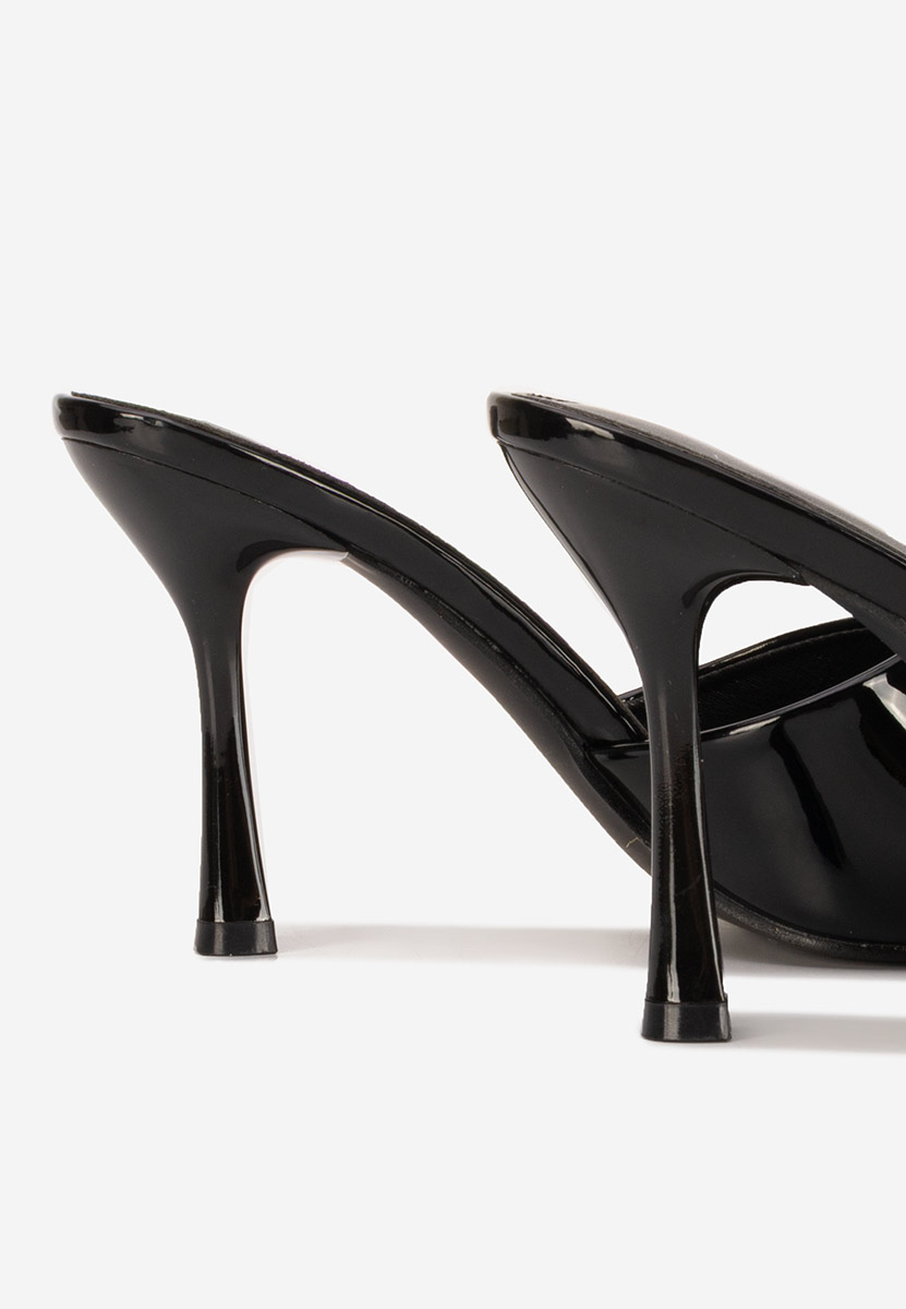 Černé pantofle na podpatku Eliseia