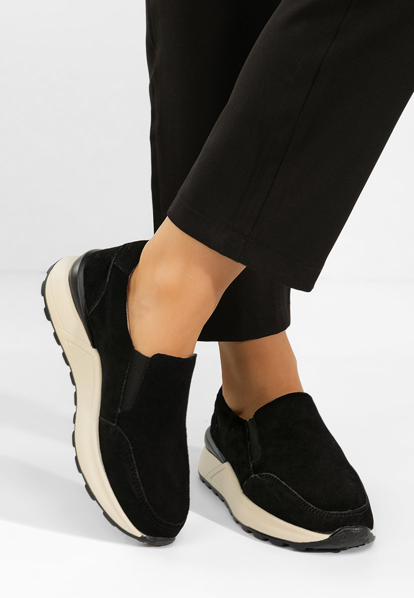 Levně Černé kožené dámské sneakersy Olinia