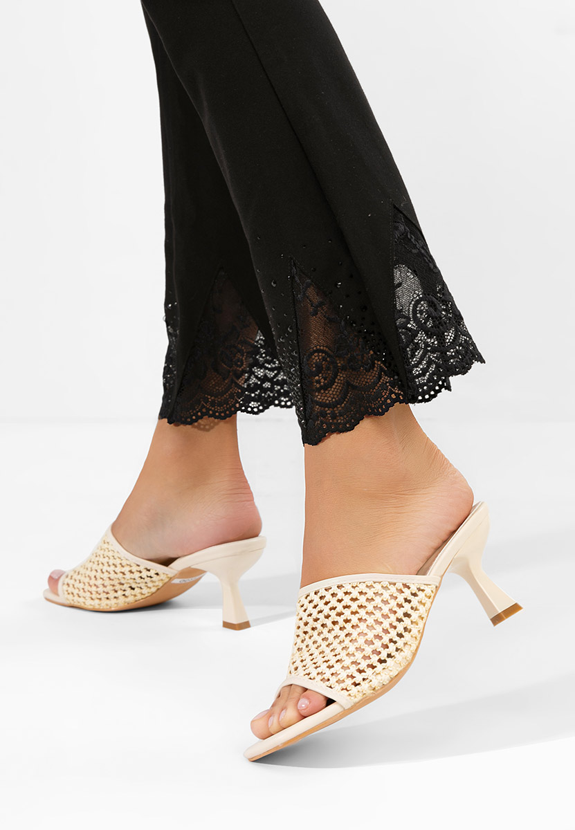 Béžové pantofle na podpatku Layra