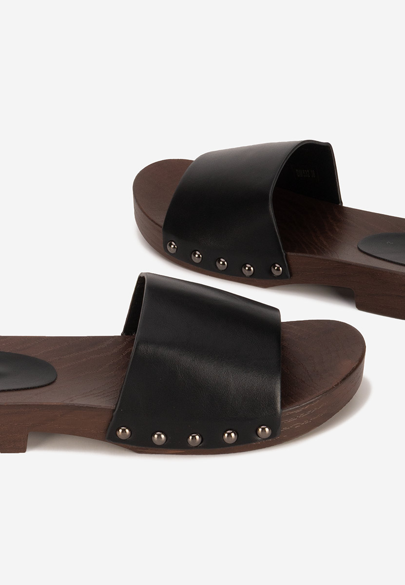 Černé pantofle dámské Marianna