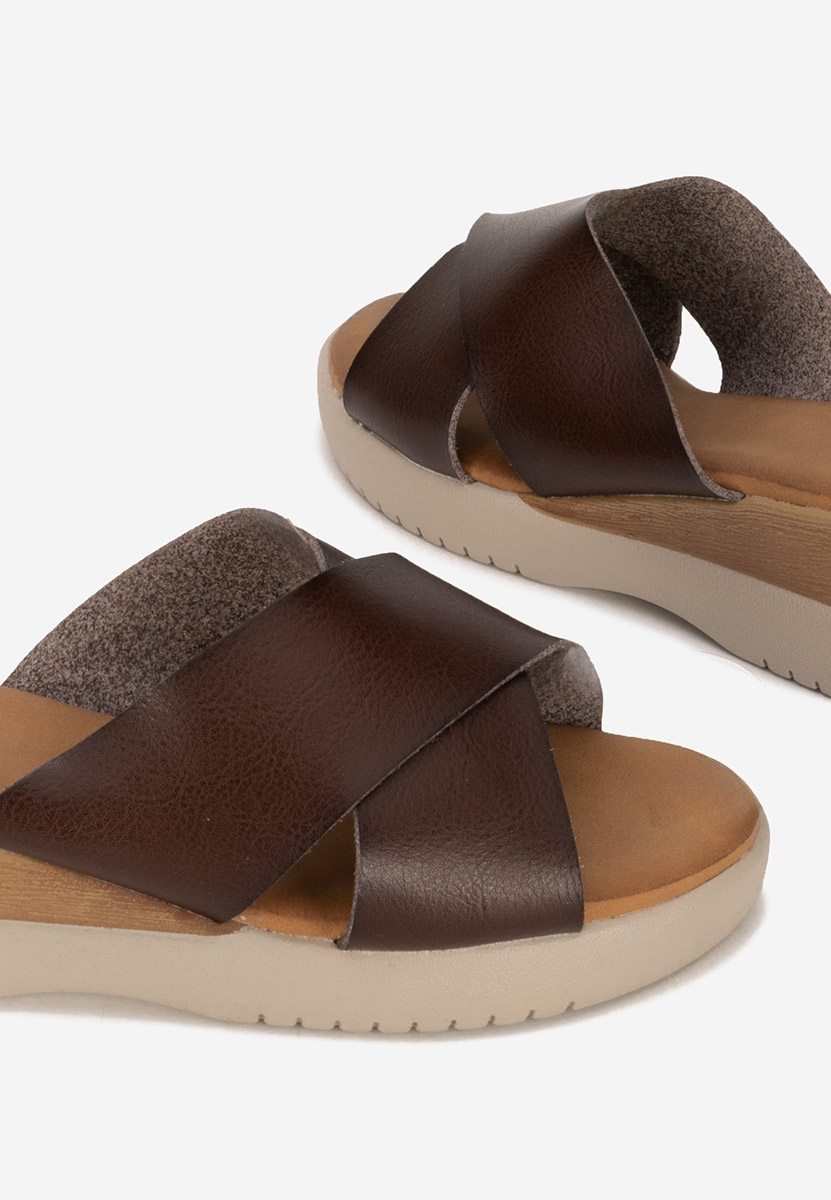 Hnedé pantofle na platformě Jadie