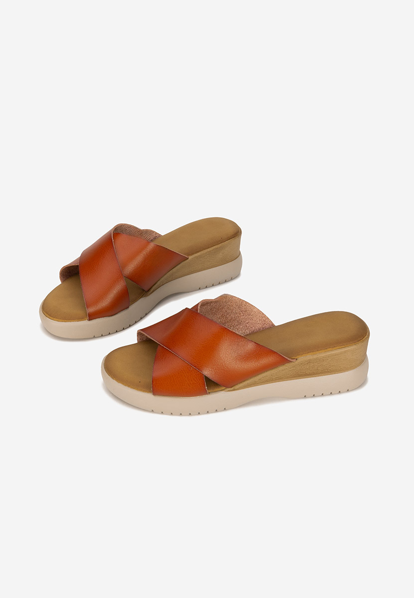 Camelové pantofle na platformě Jadie