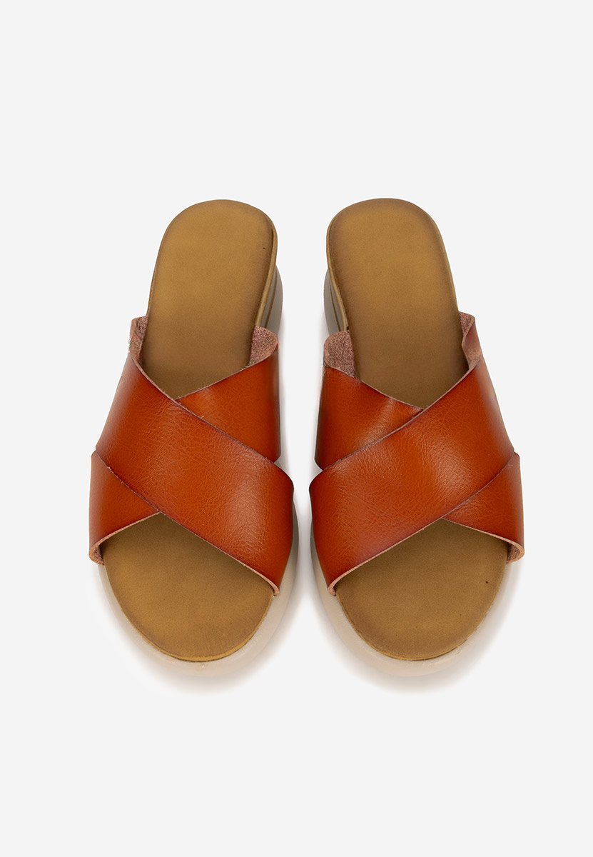 Camelové pantofle na platformě Jadie