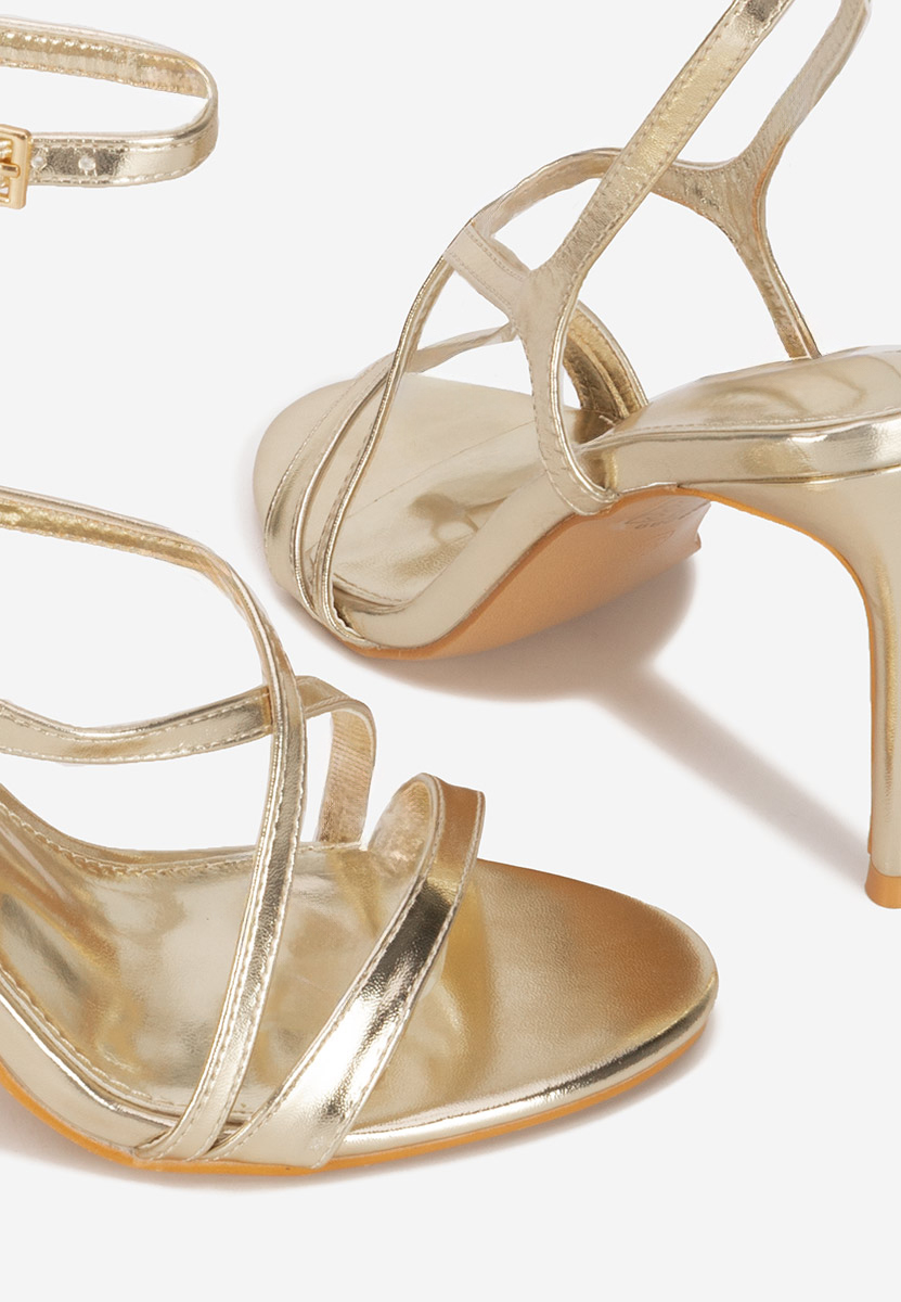 Zlaté sandály na podpatku Sorania