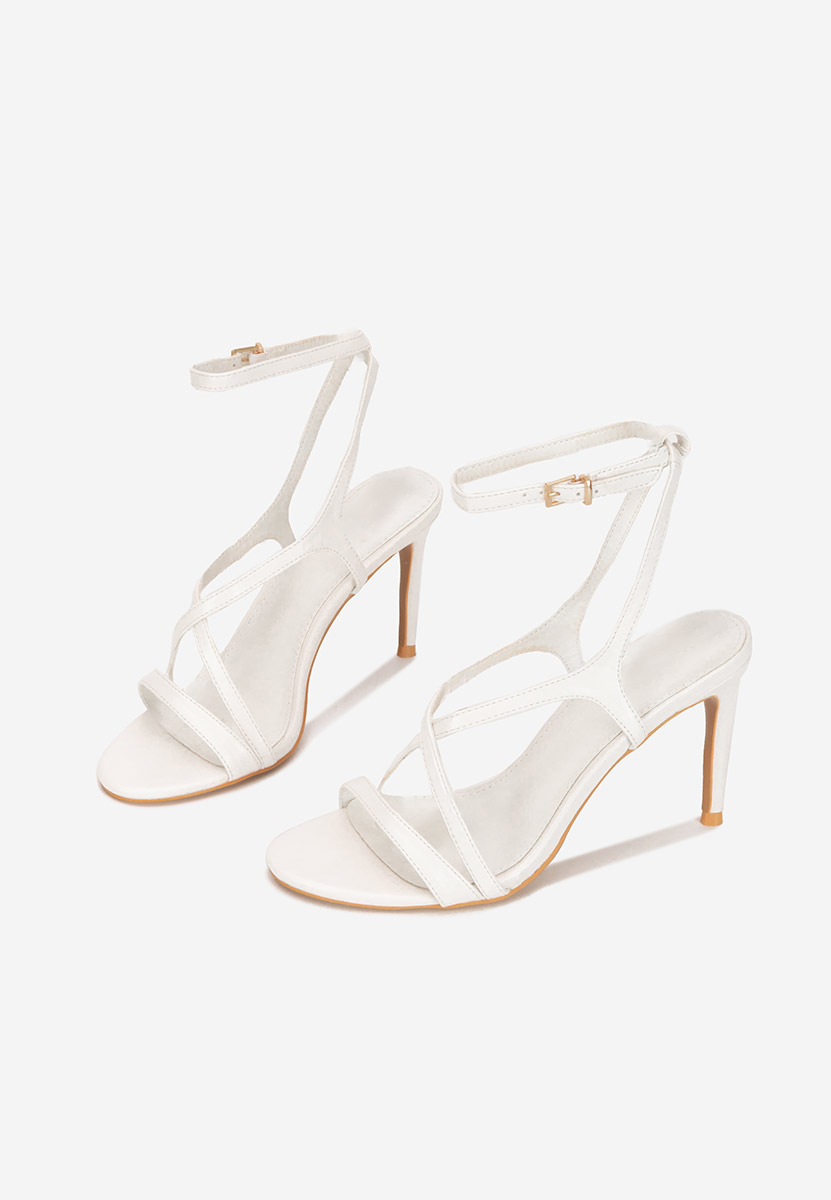 Bílé sandály na podpatku Sorania