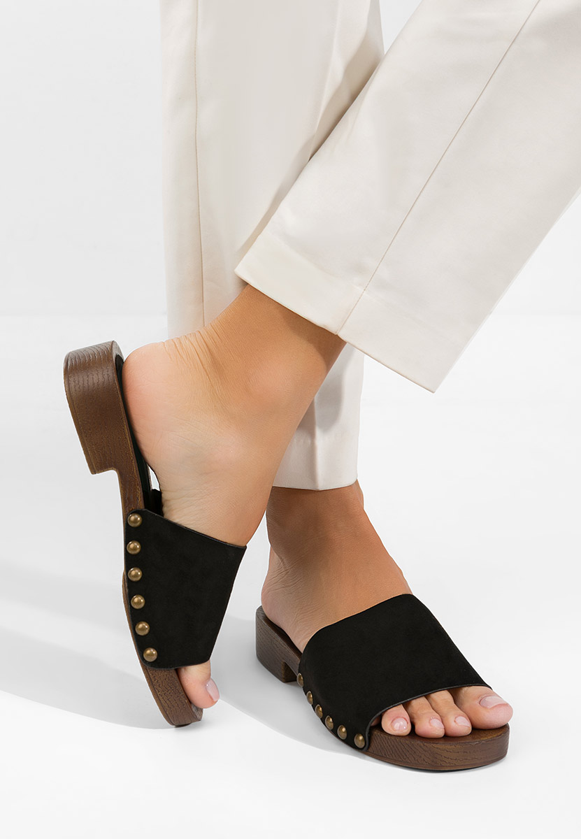 Černé pantofle dámské Syndi