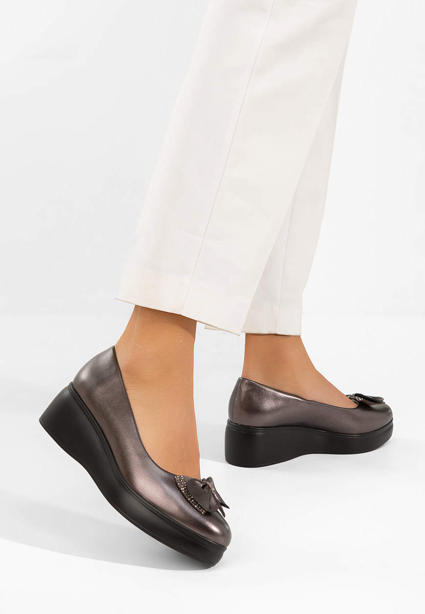 Šedé lodičky na platformě Liliane