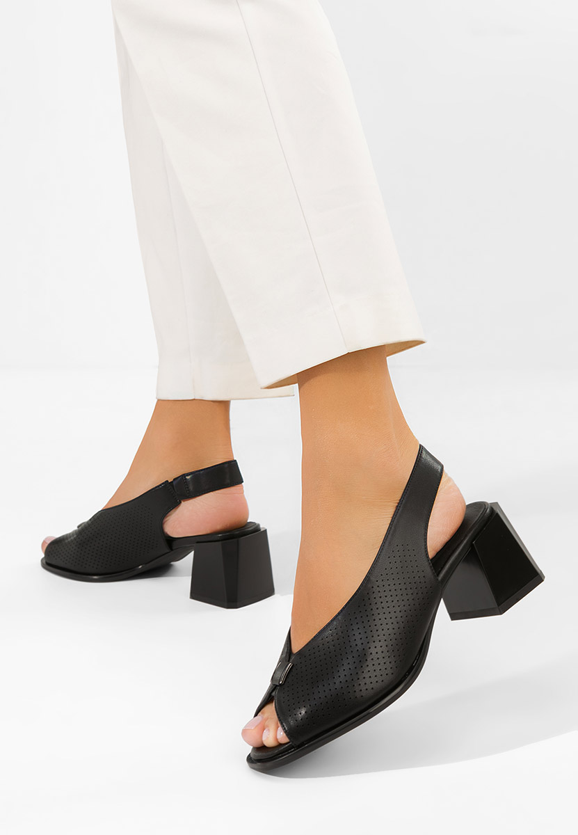 Černé sandály na podpatku Heliena