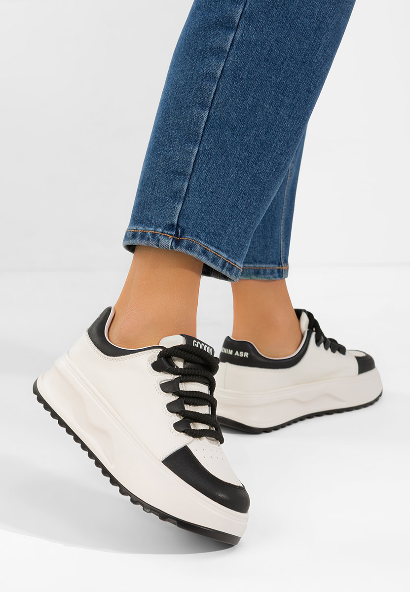 Bílé kožené dámské sneakersy Clarra V2