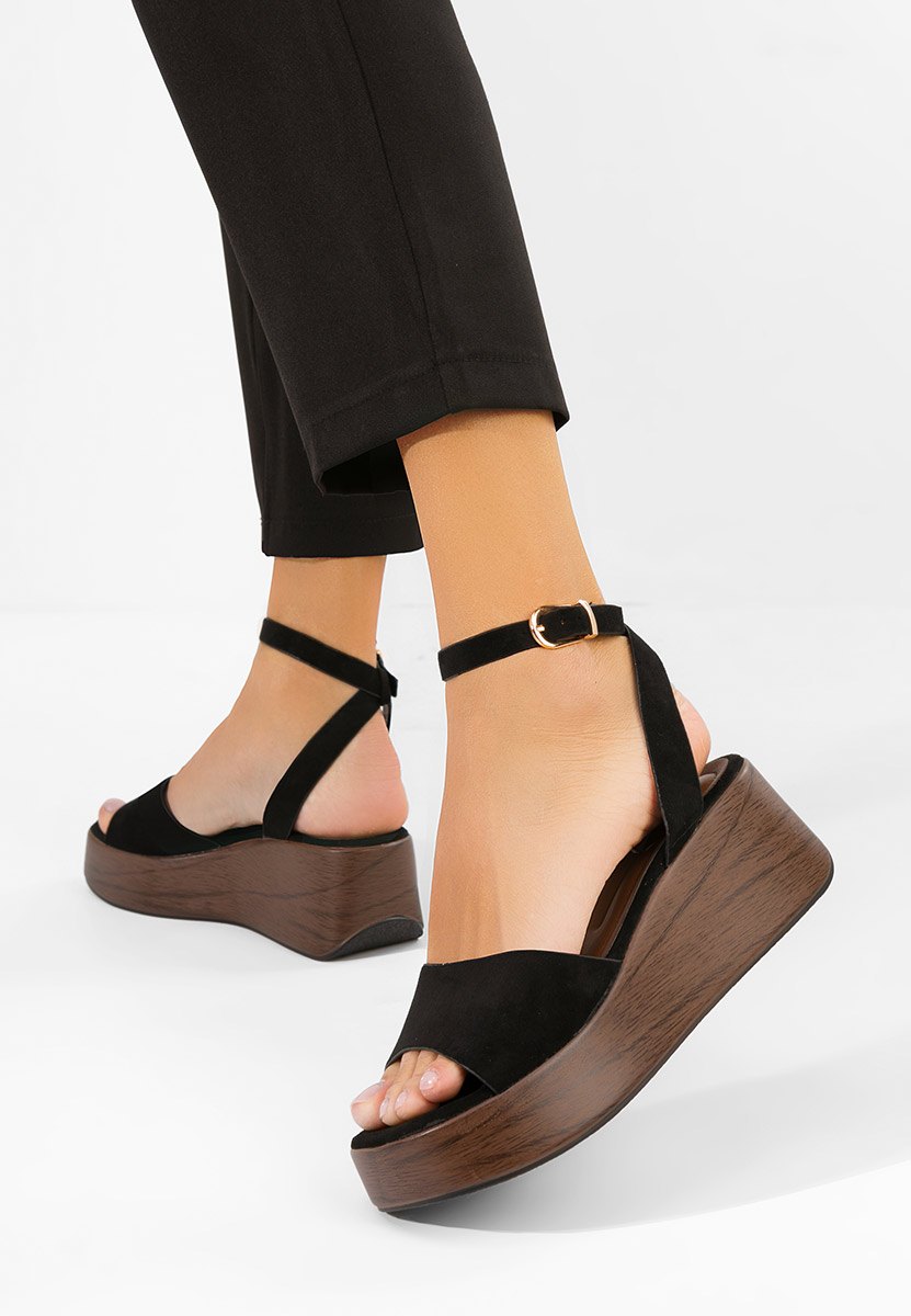 Černé sandály na platformě Ysaria