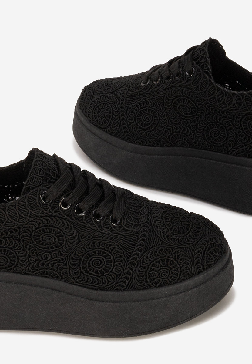 Černé dámské tenisky na platformě Anneira