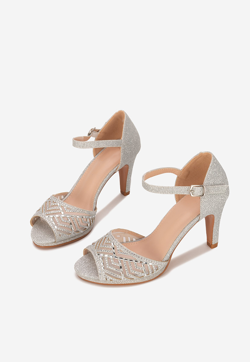 Stribrné dámské elegantní sandály Kadeia