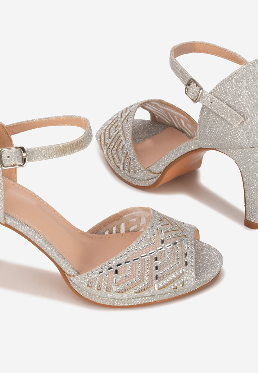 Stribrné dámské elegantní sandály Kadeia